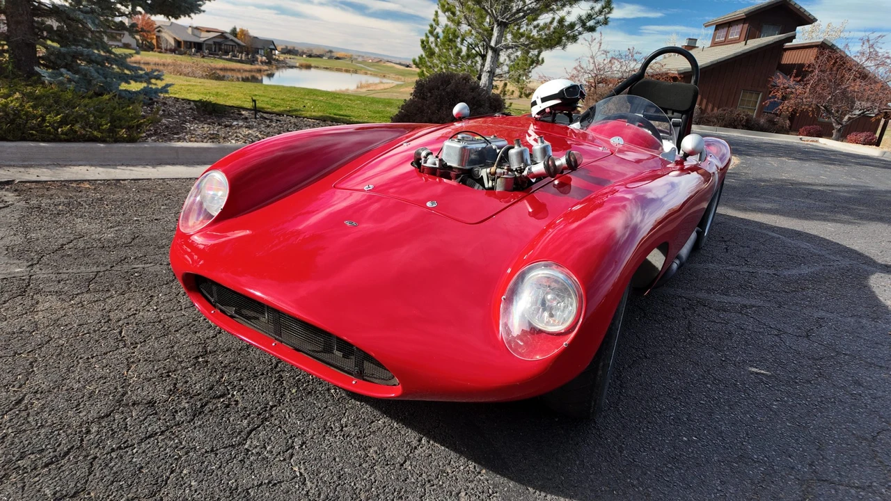 MG MGA - Image 2 of 31