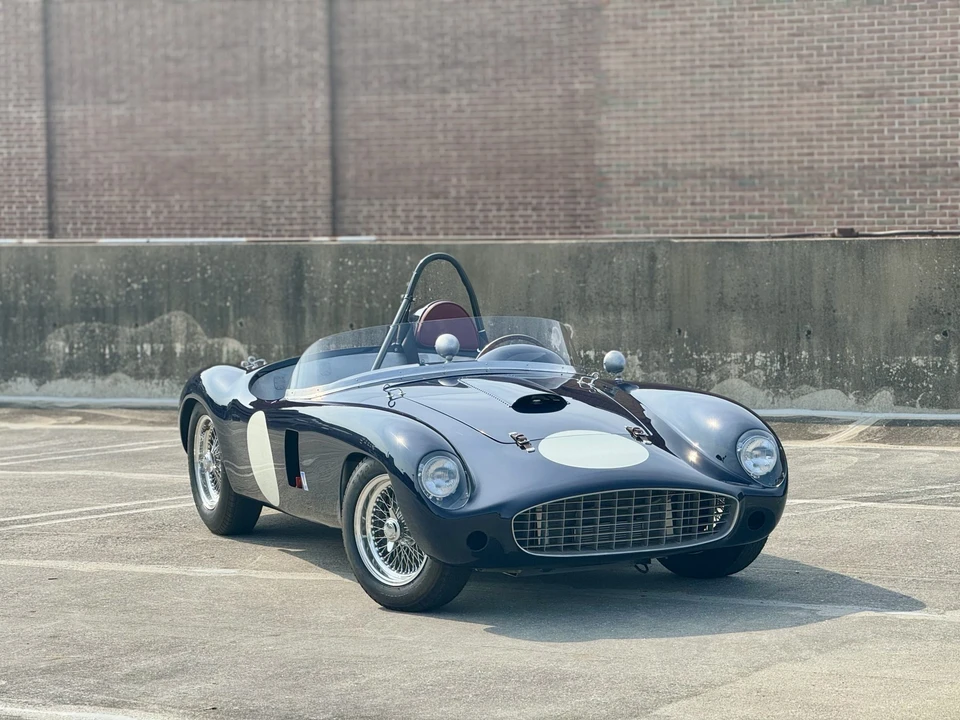 Triumph TR3 - Image 3 of 31