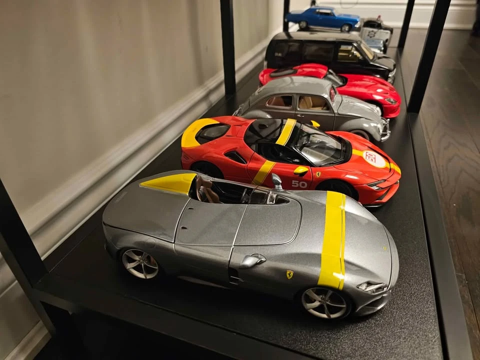 Parts & Memorabilia Scale Models - Image 9 of 10
