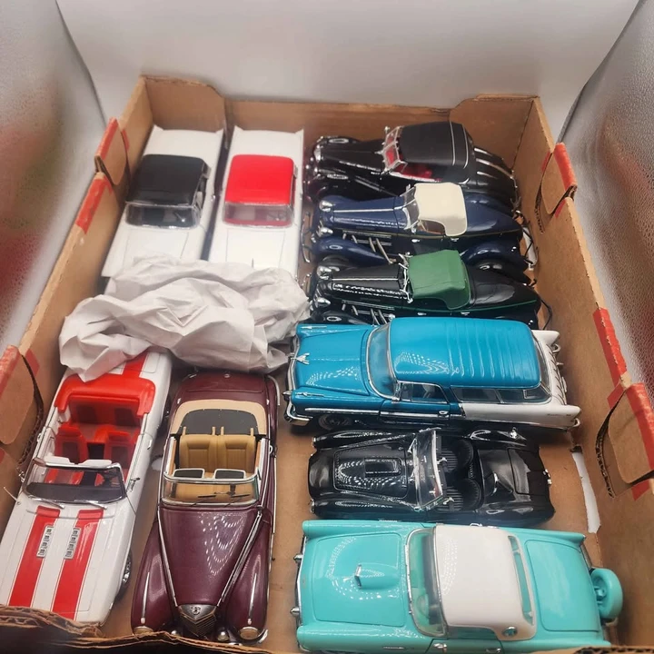 1907 Parts & Memorabilia Scale Models - Image 2 of 9