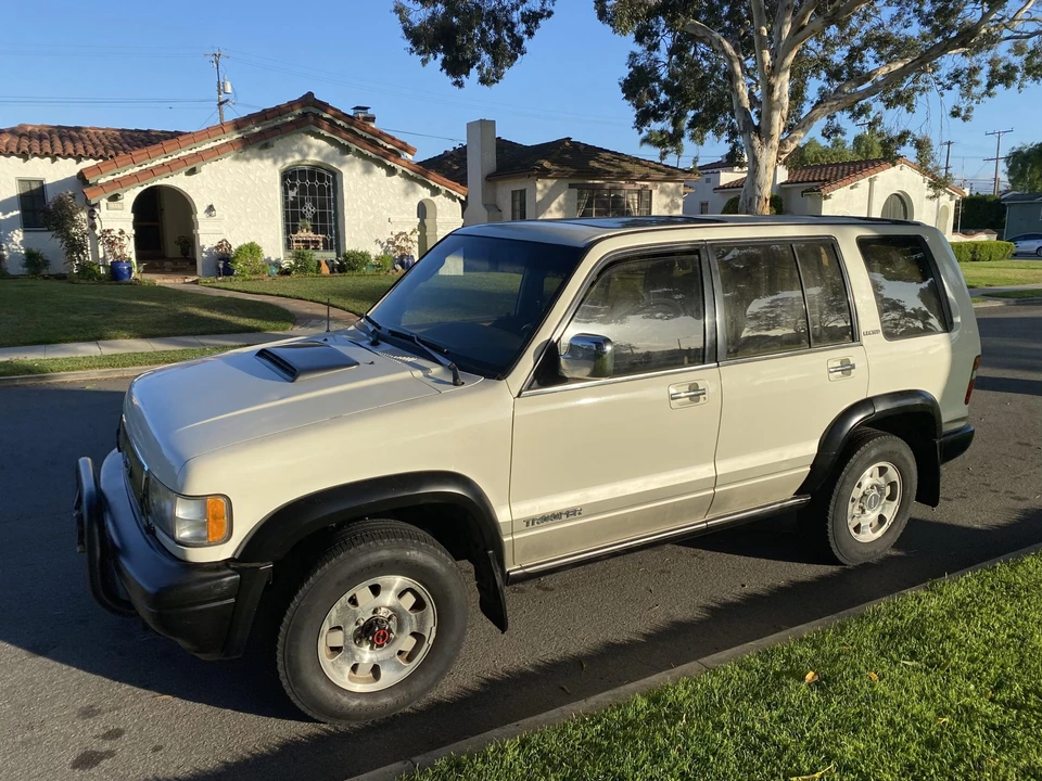 1996 Isuzu Trooper - Image 22 of 31