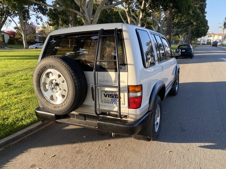 1996 Isuzu Trooper - Image 15 of 31