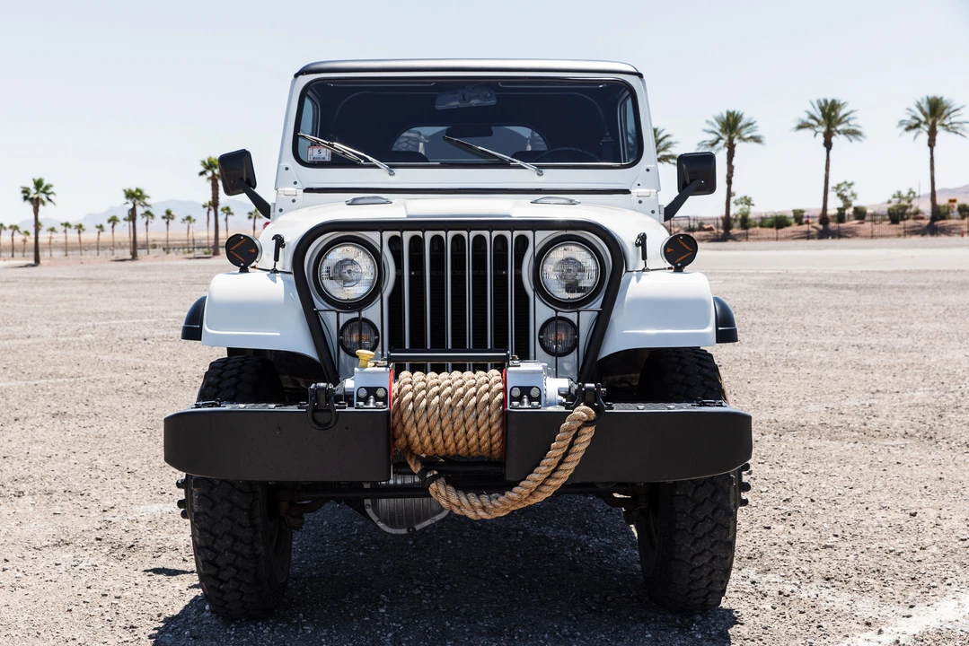 Jeep CJ7 - Image 3 of 31