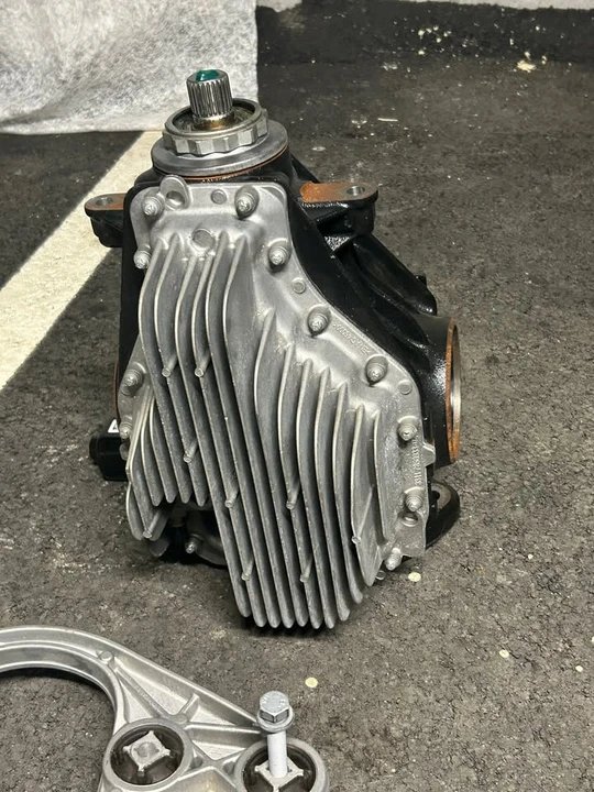 2024 Parts & Memorabilia Gearboxes - Image 5 of 6