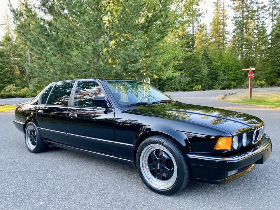 1988 BMW E32 7 Series - Image 12 of 31
