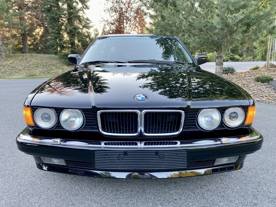 1988 BMW E32 7 Series - Image 15 of 31