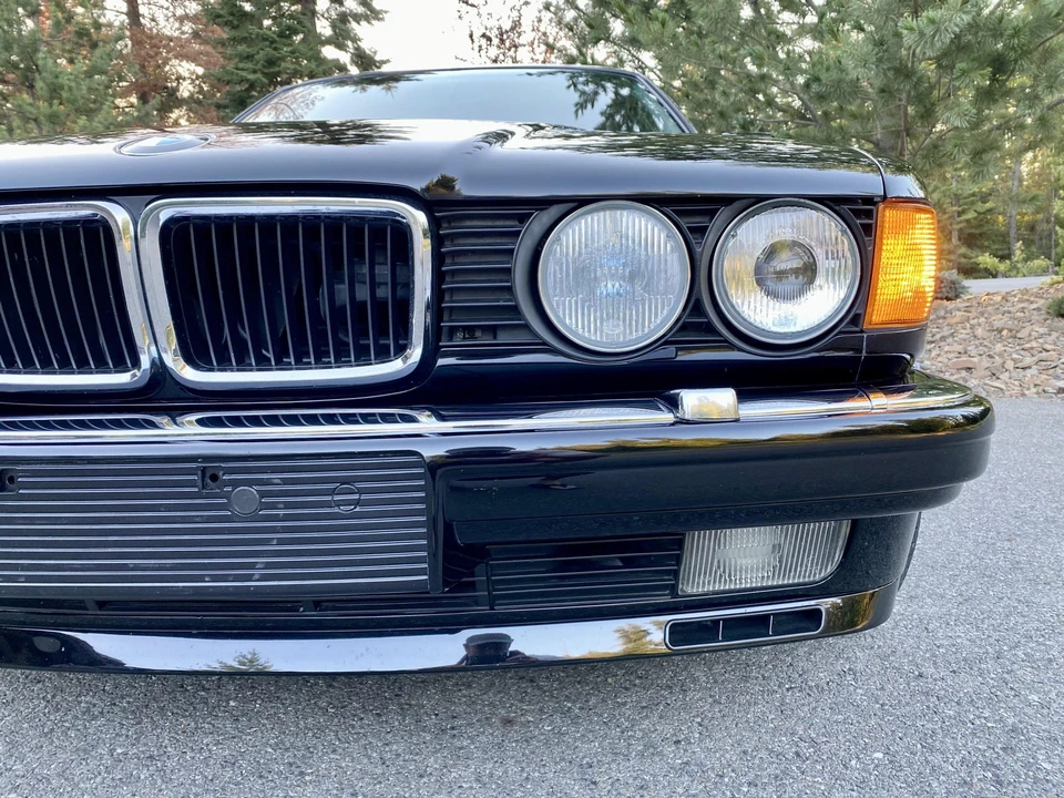 1988 BMW E32 7 Series - Image 16 of 31