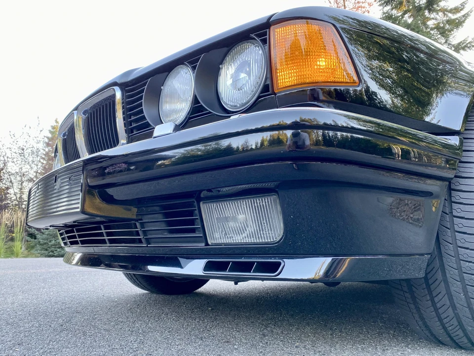 1988 BMW E32 7 Series - Image 18 of 31