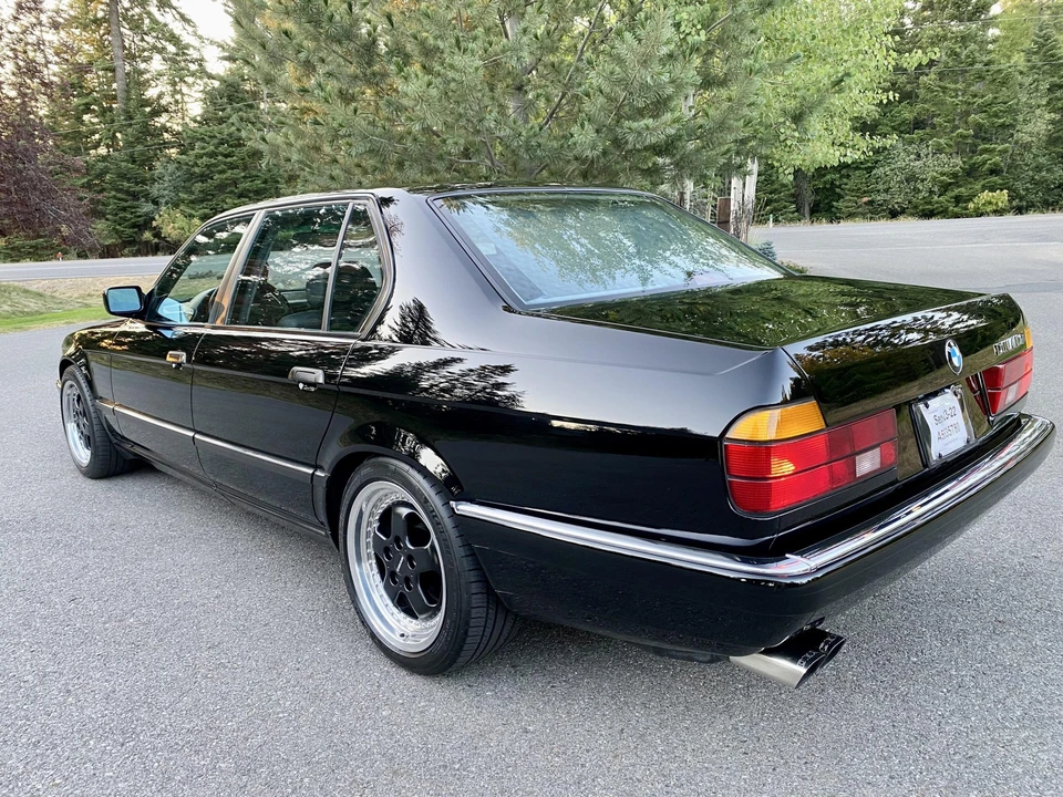 1988 BMW E32 7 Series - Image 5 of 31