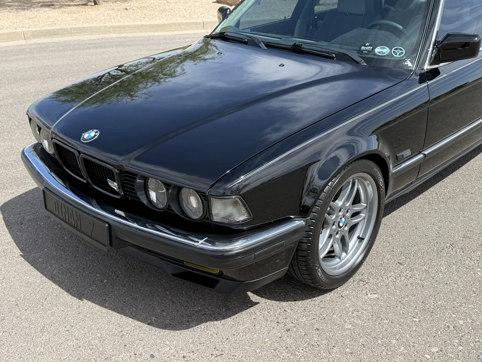 1993 BMW E32 7 Series - Image 16 of 31