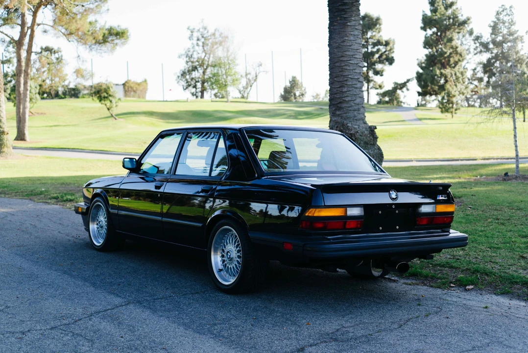 1988 BMW E28 M5 - Image 12 of 31