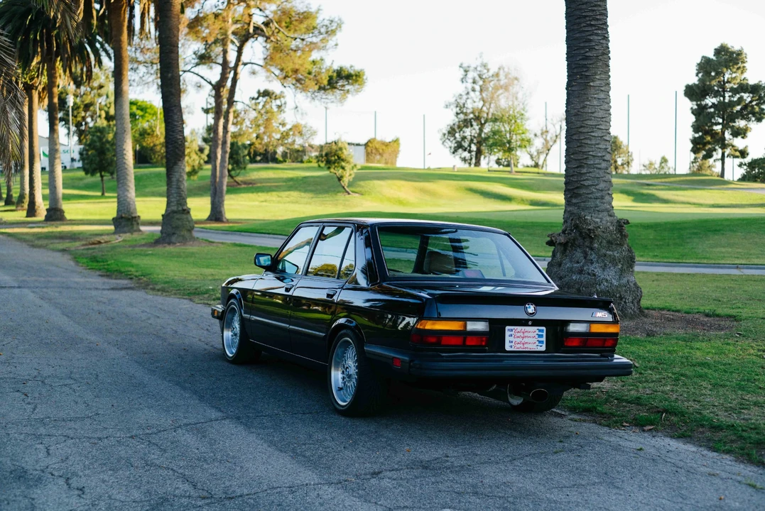 1988 BMW E28 M5 - Image 9 of 31