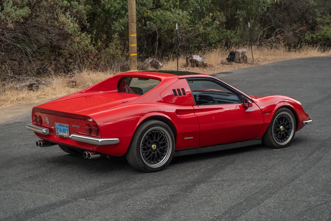 1986 Pontiac Fiero - Image 14 of 31