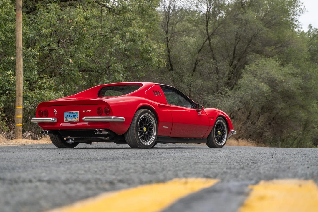 1986 Pontiac Fiero - Image 23 of 31