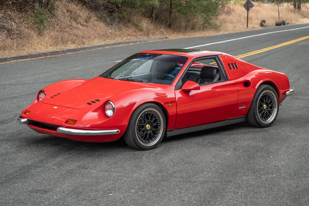 1986 Pontiac Fiero - Image 6 of 31