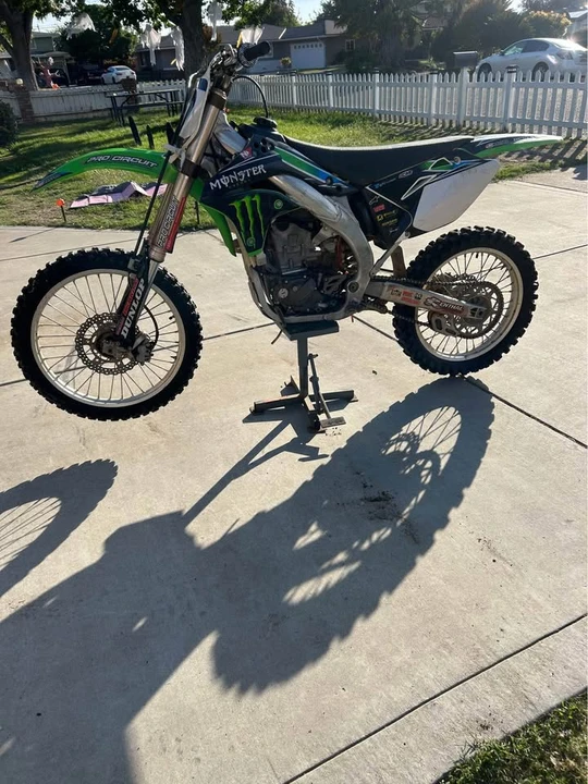 2007 Kawasaki KX - Image 3 of 3