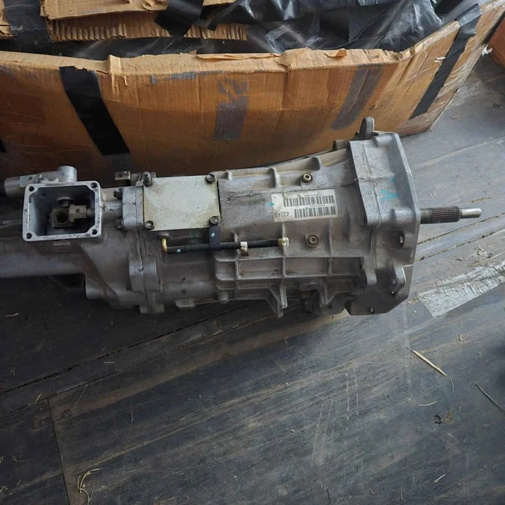 Parts & Memorabilia Engines - Image 6 of 10