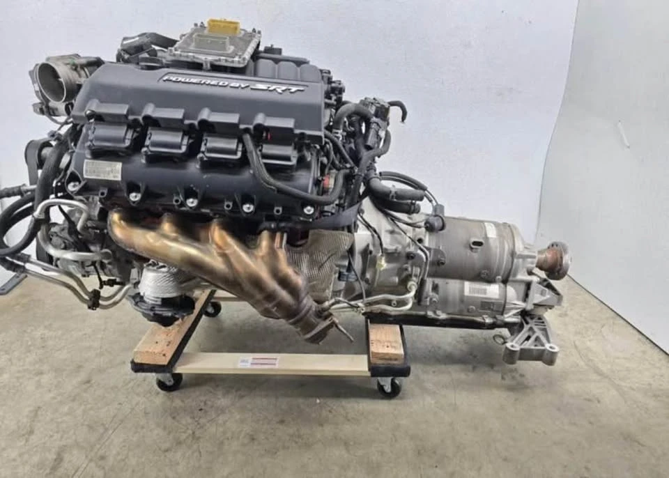 Parts & Memorabilia Engines - Image 2 of 3
