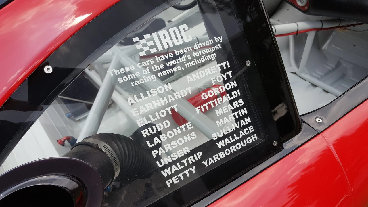 Dodge Avenger Coupe - Image 31 of 31