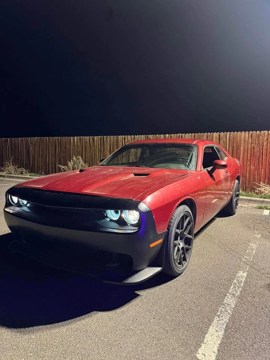 2010 Dodge Challenger 3rd Gen - Image 5 of 9