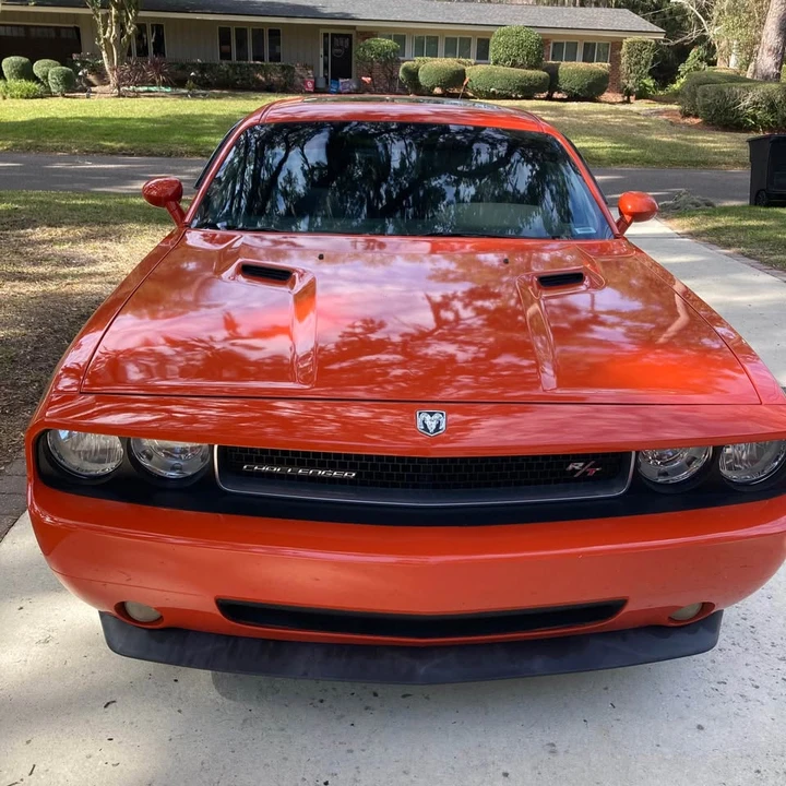 2010 Dodge Challenger 3rd Gen - Image 2 of 7