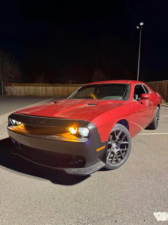2010 Dodge Challenger 3rd Gen - Image 9 of 9