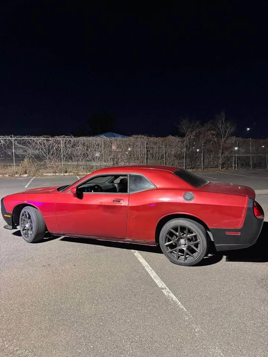 2010 Dodge Challenger 3rd Gen - Image 8 of 9