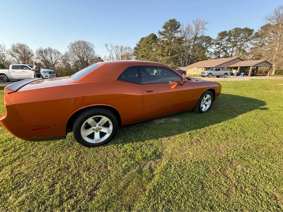 2011 Dodge Challenger 3rd Gen - Image 2 of 6