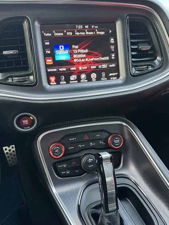 2015 Dodge Challenger SRT8 & 392 3rd Gen - Image 4 of 8