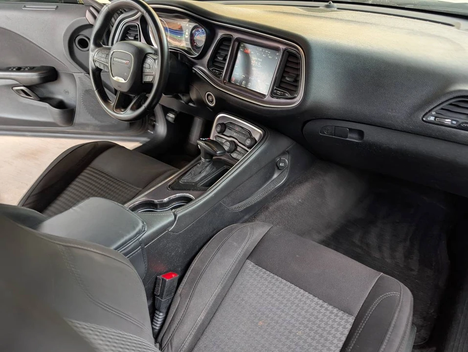 2015 Dodge Challenger 3rd Gen - Image 8 of 11
