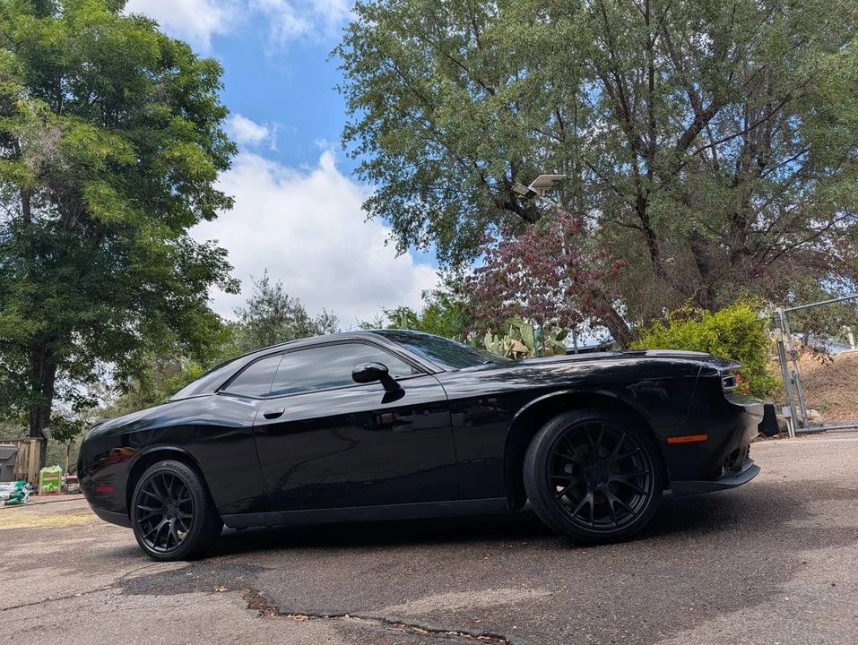 2015 Dodge Challenger 3rd Gen - Image 5 of 11