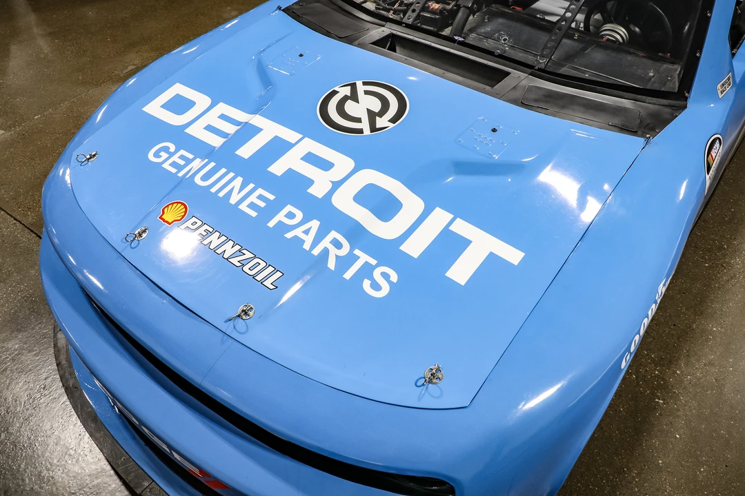 Dodge Challenger 3rd Gen - Image 31 of 31