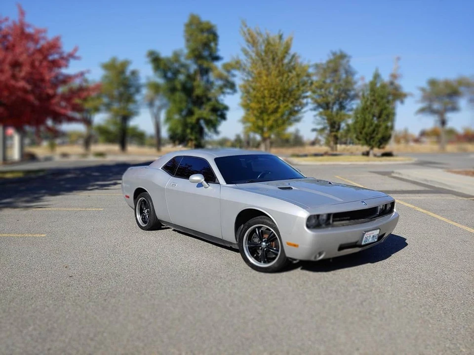 2010 Dodge Challenger 3rd Gen - Image 8 of 10