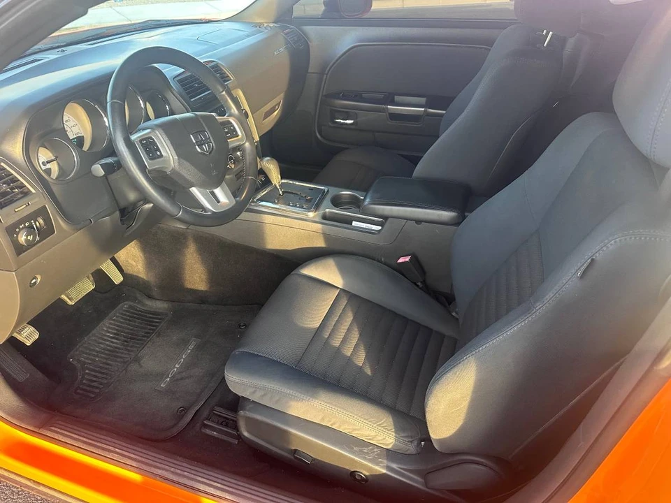 2012 Dodge Challenger 3rd Gen - Image 9 of 14