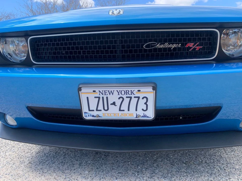 2010 Dodge Challenger 3rd Gen - Image 6 of 11