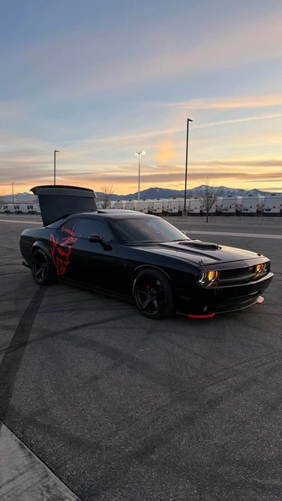 2013 Dodge Challenger 3rd Gen - Image 2 of 10