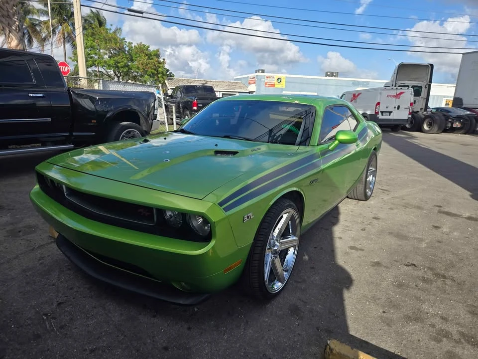 2011 Dodge Challenger 3rd Gen - Image 2 of 2