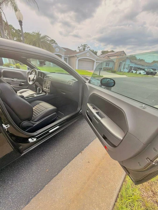 2012 Dodge Challenger 3rd Gen - Image 11 of 21
