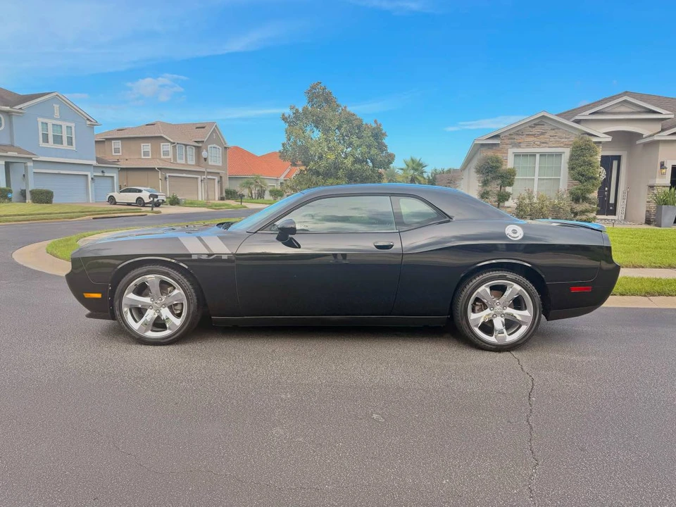 2012 Dodge Challenger 3rd Gen - Image 5 of 21