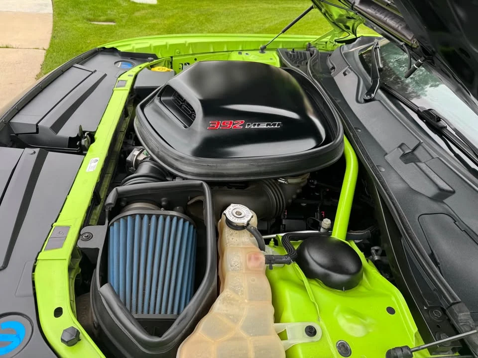 2015 Dodge Challenger SRT8 & 392 3rd Gen - Image 8 of 10