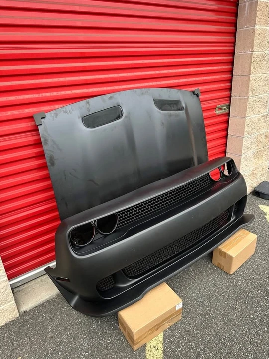 2008 Parts & Memorabilia Bodywork - Image 2 of 4