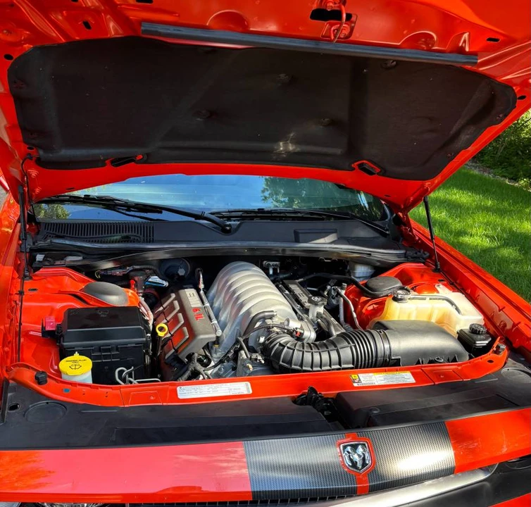 2008 Dodge Challenger SRT8 & 392 3rd Gen - Image 3 of 12