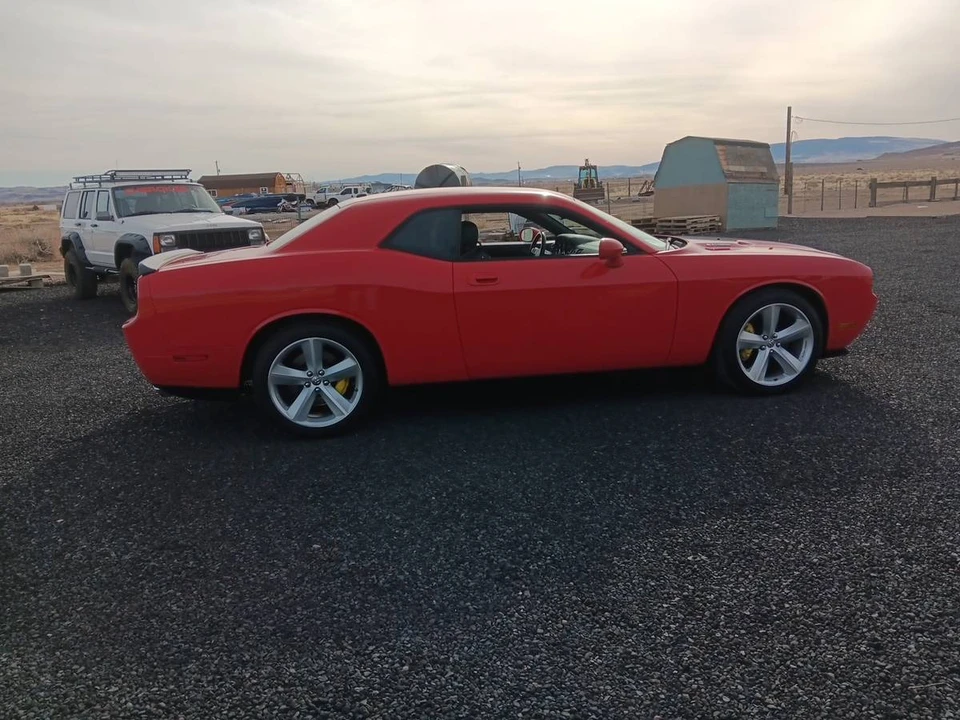 2009 Dodge Challenger SRT8 & 392 3rd Gen - Image 6 of 9