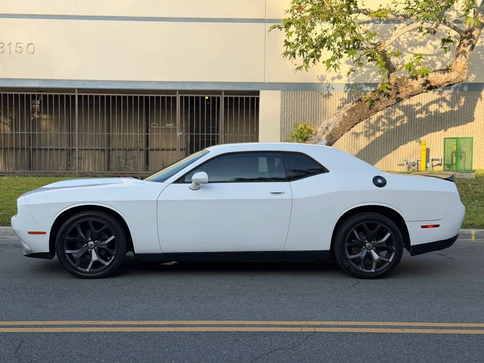 2017 Dodge Challenger 3rd Gen - Image 8 of 24
