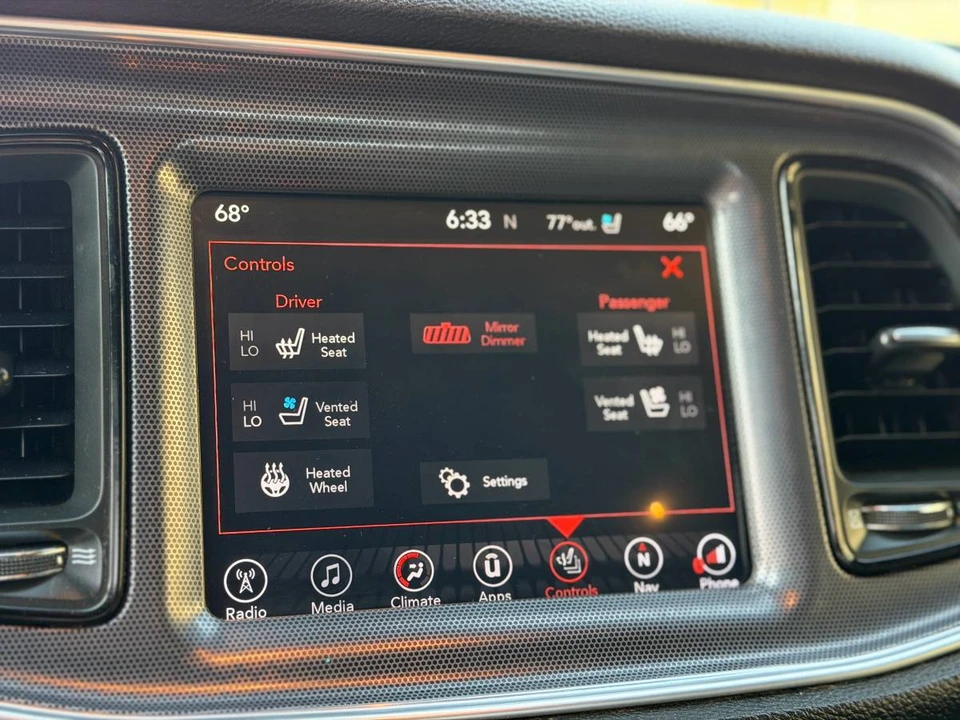 2017 Dodge Challenger 3rd Gen - Image 15 of 24