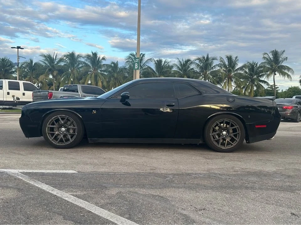 2016 Dodge Challenger SRT8 & 392 3rd Gen - Image 7 of 8