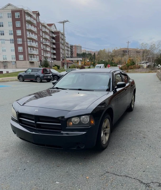 Dodge Charger - Image 6 of 8