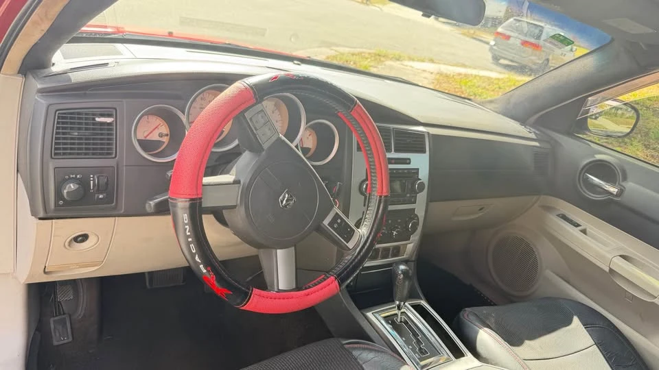 2006 Dodge Charger 6th Gen - Image 3 of 8