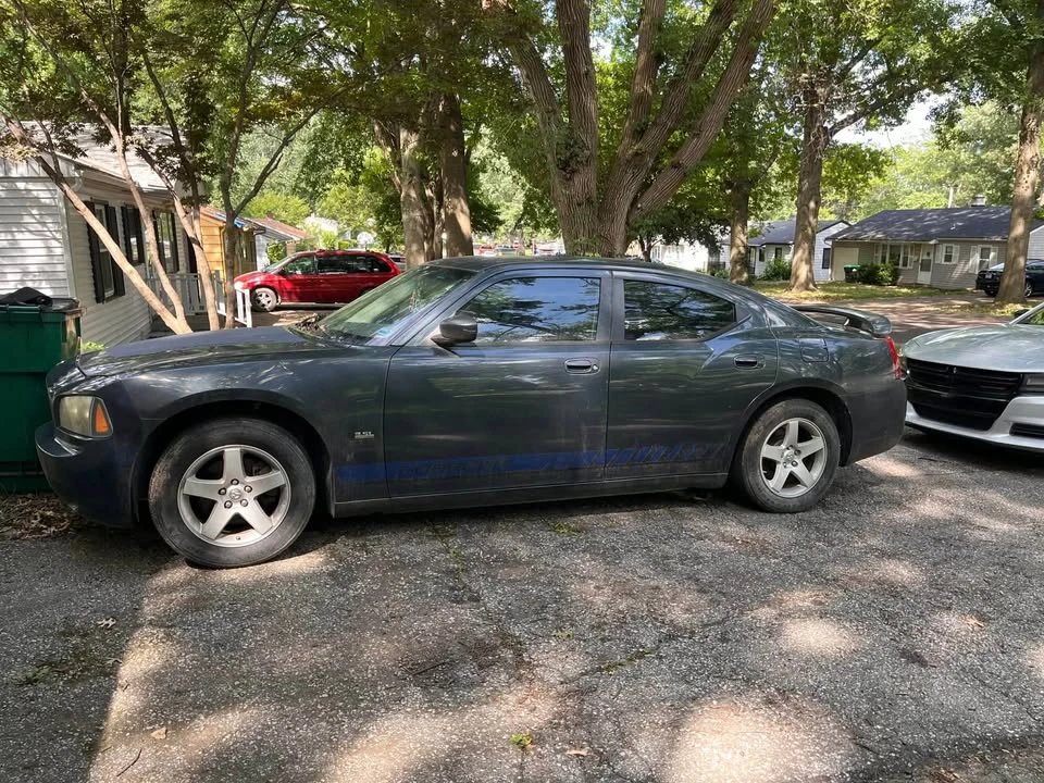 2008 Dodge Charger 6th Gen - Image 5 of 8