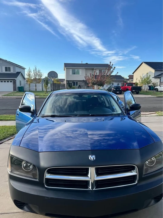2010 Dodge Charger 6th Gen - Image 3 of 3